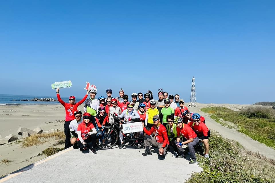 台灣極西燈塔,國聖燈塔,山海戀單車