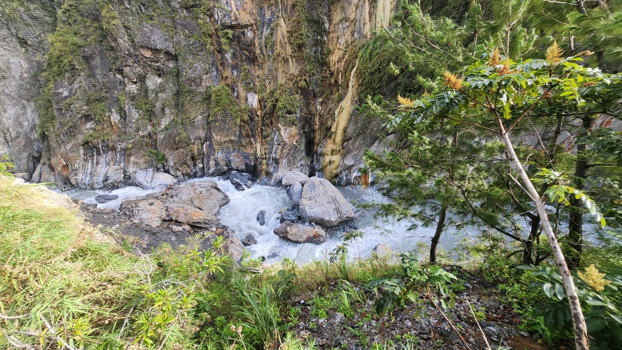 台東,海瑞,霧鹿峽谷,南橫八景,溫泉,太魯閣國家公園,山海戀單車