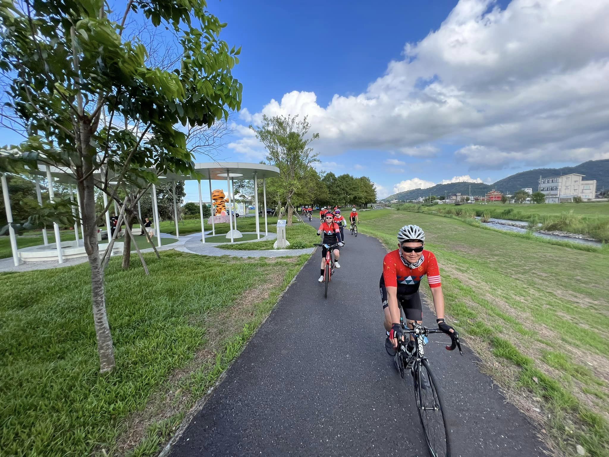 單車旅行,單車環島,CyclingTaiwan,BikeTour,,單車看見台灣,脊梁山脈新雙塔縱騎,北進武嶺,雙馬傳騎三武爭鋒,WulingChallenge,NorthAscentWuling,CentralMountainRangeCycling,threePassesChallenge,富貴角燈塔,鵝鑾鼻燈塔,武嶺,清境,梨山,埔里