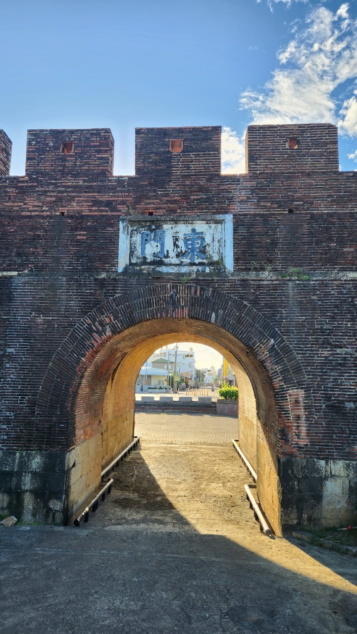 恆春,東門,古城門,山海戀單車