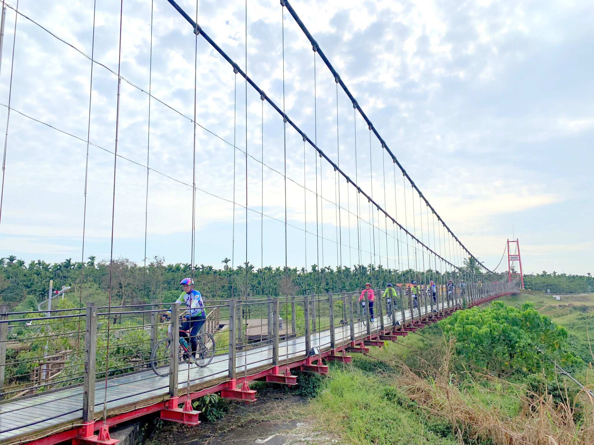屏東,萬巒,萬巒吊橋,彩繪吊橋,吊橋,橋樑,山海戀單車