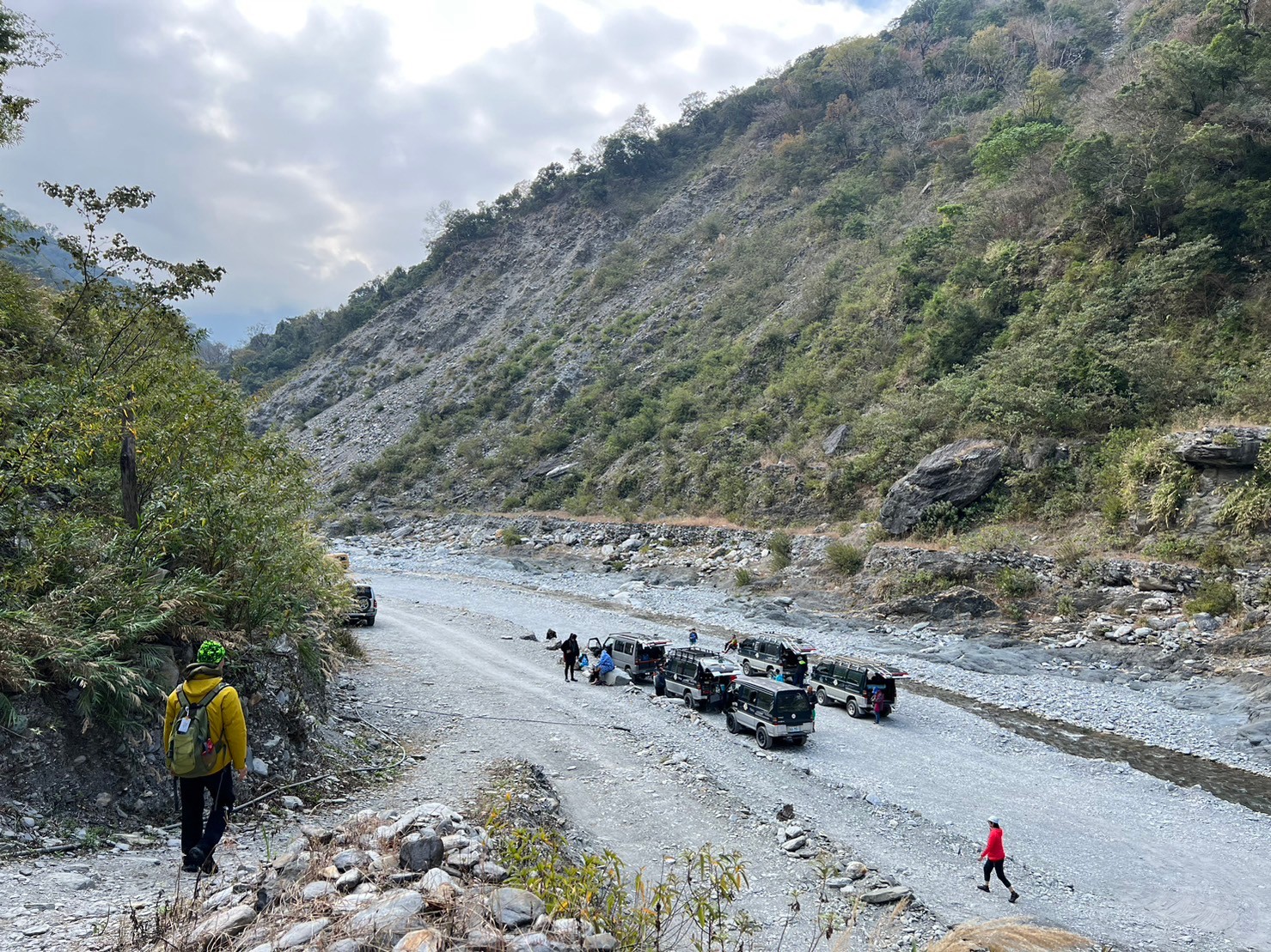 屏東,霧台,哈尤溪,溫泉,彩岩,魯凱族,原住民文化,自然景觀,山海戀單車