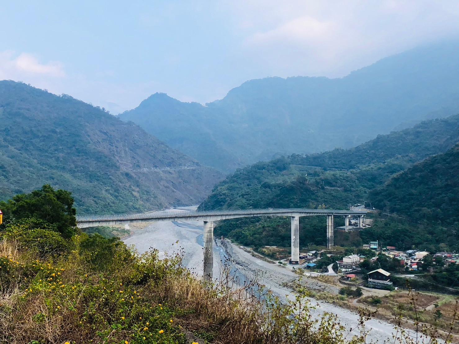 屏東,霧台,三地門,谷川大橋,魯凱族,原住民文化,全國第一高橋墩,橋樑,山海戀單車
