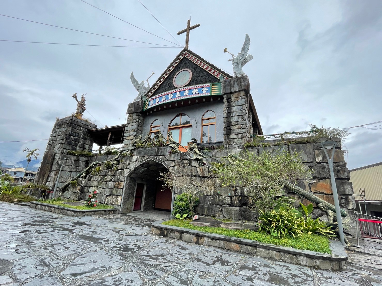 台灣,特色教堂,基督長老教會,屏東,霧台,原住民,魯凱族,神山,教堂,山海戀單車,山海戀推薦