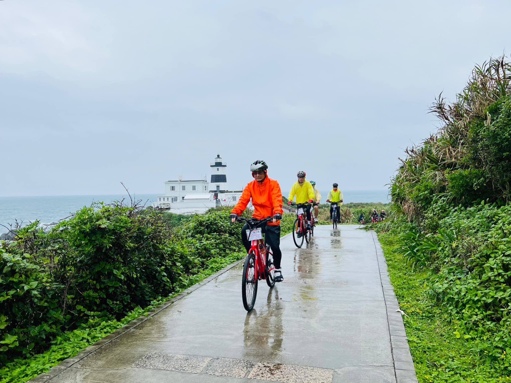 台灣極北燈塔,富貴角燈塔,燈塔,山海戀單車