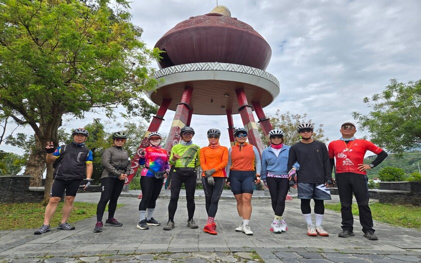 運動與健康,單車騎行,單車旅行,台灣車友,海外車友騎台灣,山海戀單車,哈尤溪溫泉彩岩,單車看見台灣,精彩回顧, 高樹童玩國小,大路關石獅公,三地門文化館,德文部落,谷川大橋,三地門