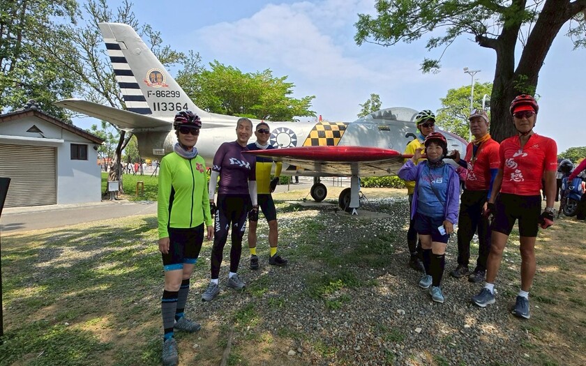 運動與健康,單車騎行,單車旅行,台灣車友,海外車友騎台灣,山海戀單車,台灣眷村文化,單車看見台灣,精彩回顧,台南志開新村,水交社文化園區,三分子靶場,仁德二空新村文化園區,左營再見捌捌陸眷村園區,千畦種子博物館