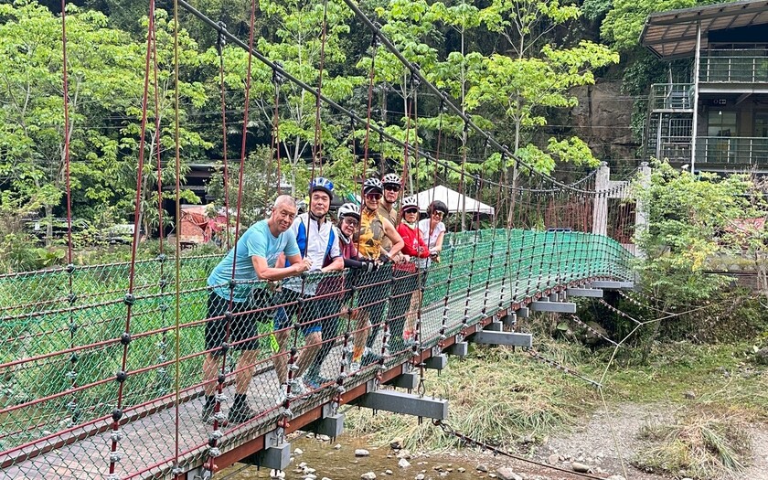 運動與健康,單車騎行,單車旅行,台灣車友,海外車友騎台灣,山海戀單車,專案訂製,竹苗四庫全書五福臨門,單車看見台灣,精彩回顧,巴巴坑道,鄧南光影像紀念館,北埔老街,南庄老街,南庄老郵局,桂花巷,客家菜巡禮