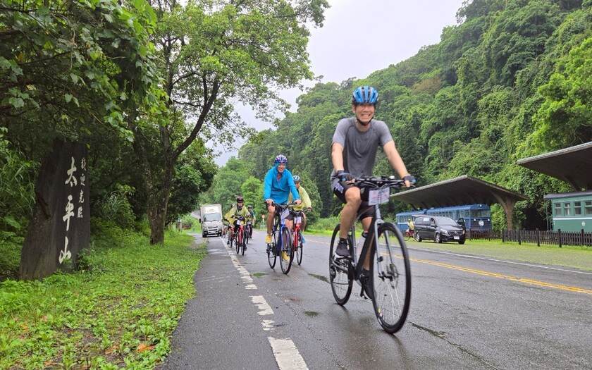 運動與健康,單車騎行,單車旅行,CyclingTaiwan,CyclingAdventure,CustomTourGroup,OverseasCyclistsInTaiwan,新加坡車友,海外車友騎台灣,山海戀單車,專案訂製,北進武嶺,日月潭,羅東文化工場,安農溪自行車道,落羽松,三星蔥文化館,樂水車站遺址,土場車站,太平山森活趣農場