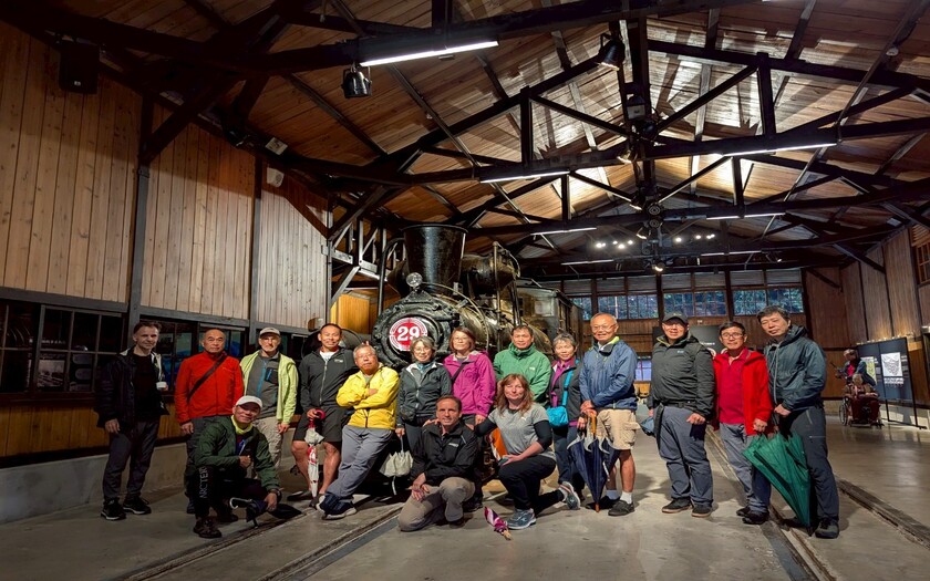 運動與健康,單車騎行,單車旅行,CyclingTaiwan,CyclingAdventure,CustomTourGroup,OverseasCyclistsInTaiwan,加拿大車友,海外車友騎台灣,山海戀單車,專案訂製,脊梁山脈新雙塔縱騎,剖地瓜,單車旅遊,自行車旅遊,得恩亞納,八八風災重建,奮起湖車站,四方竹,奮起湖便當,阿里山高山茶,優遊吧斯,鄒族文化,高山青