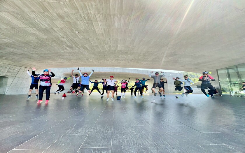 運動與健康,單車騎行,單車旅行,CyclingTaiwan,CyclingAdventure,CustomTourGroup,OverseasCyclistsInTaiwan,新加坡車友,海外車友騎台灣,山海戀單車,專案訂製,北進武嶺,日月潭,日月潭之旅,魚池福順宮,文武廟,九蛙疊像,農情莊園,小米紅茶豆花,向山遊客中心,CNN十大最美自行車道