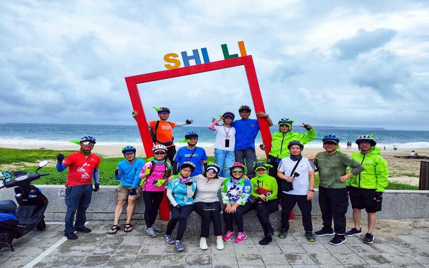 運動與健康,單車騎行,單車旅行,CyclingTaiwan,CyclingAdventure,單車看見台灣,BicycleTravel,花火鐵馬跳島趣,澎湖單車旅行,北寮,摩西分海,蔡廷蘭進士第,蒔裡沙灘,蛇頭山小百岳,風櫃洞,鎖港子午塔,烏崁方舟天主堂,林投金沙灘,南寮社區,寮浮球秘境,龍門戰車沙灘