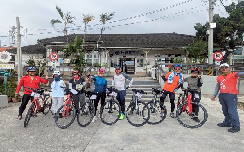 運動與健康,單車騎行,單車旅行,CyclingTaiwan,CyclingAdventure,單車看見台灣,白人牙膏將軍府,菁寮老街,品皇咖啡觀光工廠,北回歸線標誌,太康綠色隧道,林鳳營車站