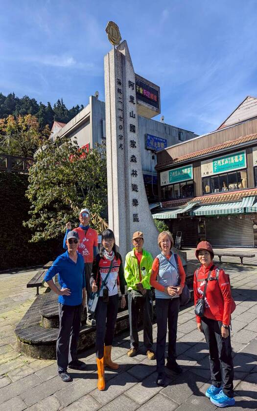 CyclingTaiwan,CyclingAdventure,單車看見台灣,台灣旅遊,單車騎行台灣,山海戀單車,阿里山雙鐵,鐵道鐵馬,戀山戀海戀單車,祝山觀日出,玉山,阿里山森鐵,巨木棧道