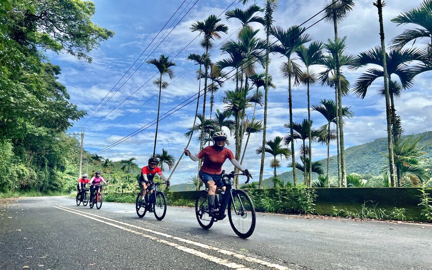 CyclingTaiwan,CyclingAdventure,單車看見台灣,台灣旅遊,單車騎行台灣,山海戀單車,日月潭,埔里,台灣地理中心碑,人止關,霧社,清境