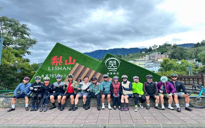 CyclingTaiwan,CyclingAdventure,單車看見台灣,台灣旅遊,單車騎行台灣,山海戀單車,梨山,清泉橋,環山部落,南湖大山,石頭教會,大同,英仕山莊