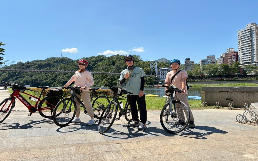 CyclingTaiwan,CyclingAdventure,單車看見台灣,台灣旅遊,單車騎行台灣,山海戀單車,大漢溪,新店溪,碧潭風景區,碧潭吊橋,新月橋,板橋435藝文特區,馬場町紀念公園,寶藏巖國際藝術村,一日遊