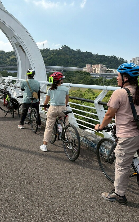 CyclingTaiwan,CyclingAdventure,單車看見台灣,台灣旅遊,單車騎行台灣,山海戀單車,大漢溪,新店溪,碧潭風景區,碧潭吊橋,新月橋,板橋435藝文特區,馬場町紀念公園,寶藏巖國際藝術村,一日遊