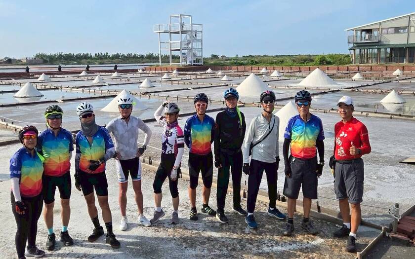 CyclingTaiwan,CyclingAdventure,單車看見台灣,台灣旅遊,單車騎行台灣,海外車友遊台灣,烏山頭水庫,麻豆總爺藝文中心,學甲慈濟宮,北門水晶教堂,井仔腳瓦盤鹽田,黑琵食堂