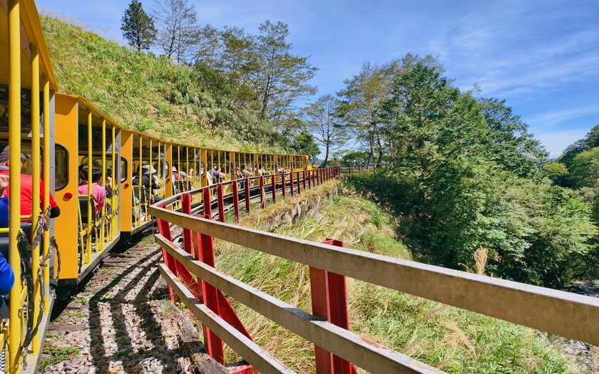 CyclingTaiwan,CyclingAdventure,單車看見台灣,台灣旅遊,單車騎行台灣,專案團,客製行程,大漢溪溯源,太平山森林鐵路,翠峰湖,鳩之澤溫泉,山林漫行,森林之心,霧中少女