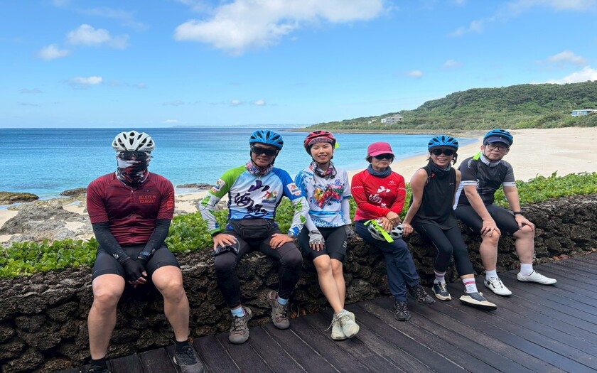 CyclingTaiwan,CyclingAdventure,單車看見台灣,台灣旅遊,單車騎行台灣,海外車友遊台灣,琅嶠卑南古道,阿塱壹古道,墾丁船帆石,沙島貝殼砂,台灣最南點,風吹砂,滿州圓環 ,掌葉蘋婆樹,港仔大沙漠,旭海沙灘