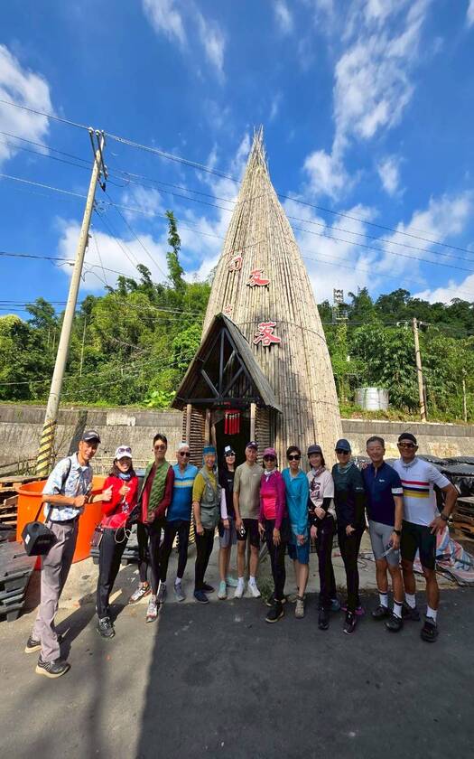 CyclingTaiwan,CyclingAdventure,單車看見台灣,台灣旅遊,單車騎行台灣,海外車友遊台灣,嘉南風景,古坑綠色隧道,大埔社區,桶頭吊橋,萬年峽谷