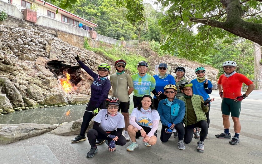 CyclingTaiwan,CyclingAdventure,單車看見台灣,台灣旅遊,單車騎行台灣,海外車友遊台灣,隙頂象山觀景台,天長地久橋,龍隱寺,旺萊山愛情絲路,中埔阿惠雞肉飯,中埔遊客中心,八寶寮,關子嶺富野溫泉會館