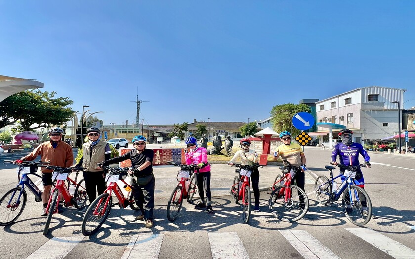 CyclingTaiwan,CyclingAdventure,單車看見台灣,台灣旅遊,單車騎行台灣,海外車友遊台灣,嘉南文化騎旅,嫁妝老街,無米樂,北回歸線地標,白人牙膏觀光工廠,東山咖啡,太康綠色隧道,後壁車站,林鳳營渡假會館