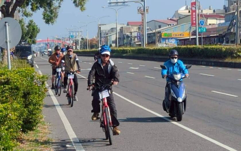 CyclingTaiwan,CyclingAdventure,單車看見台灣,台灣旅遊,單車騎行台灣,海外車友遊台灣,嘉南文化騎旅,嫁妝老街,無米樂,北回歸線地標,白人牙膏觀光工廠,東山咖啡,太康綠色隧道,後壁車站,林鳳營渡假會館