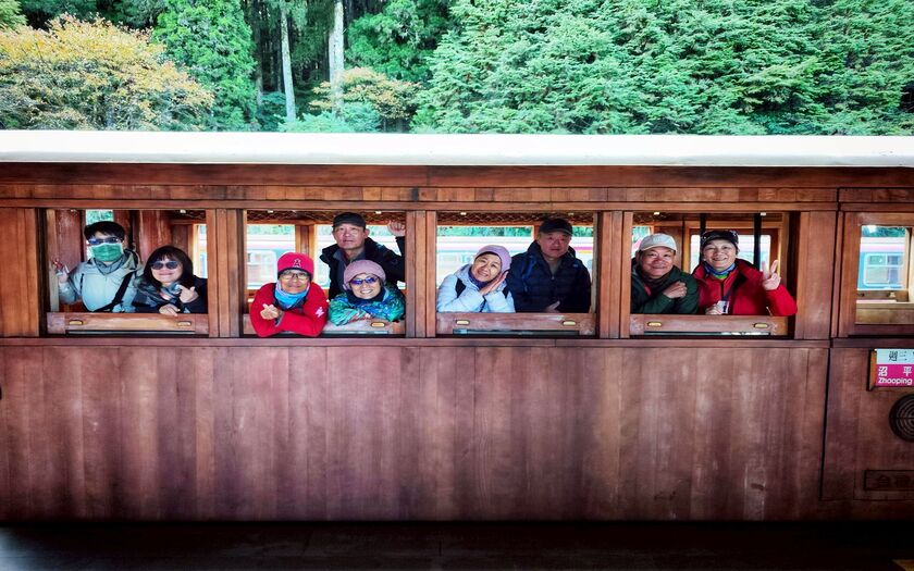 CyclingTaiwan,CyclingAdventure,單車看見台灣,台灣旅遊,單車騎行台灣,海外車友遊台灣,阿里山雙鐵,專案團,阿里山雙鐵,鐵道鐵馬,阿里山森林鐵路,祝山日出,祝山線,檜木列車,沼平車站,姊妹潭,受鎮宮,奮起湖便當