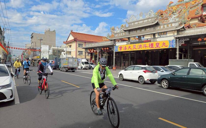 CyclingTaiwan,CyclingAdventure,單車看見台灣,台灣旅遊,單車騎行台灣,海外車友遊台灣,嘉南美景饗騎,跨年騎行,西港慶安宮,西港刈香,阿蘭碗粿,總爺藝文中心,蘭都觀光工廠,東山咖啡,白河大仙寺,碧雲寺,水火同源,關仔嶺溫泉