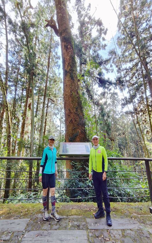 CyclingTaiwan,CyclingAdventure,單車看見台灣,台灣旅遊,單車騎行台灣,海外車友遊台灣,跨年騎行,巃頭曙光,樂野部落,優遊吧斯,鄒族文化,巃頂步道,迷糊步道,頂湖步道,霧之道,茶之道,石棹,阿里山