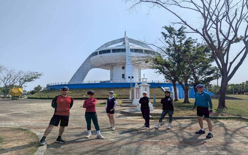 CyclingTaiwan,CyclingAdventure,單車看見台灣,台灣旅遊,單車騎行台灣,海外車友遊台灣,品皇咖啡觀光工廠,北回歸線,菁寮老街,無米樂,後壁車站,東山蜂文化工場,老牛的家,烏山頭水庫,八田與一,biketour