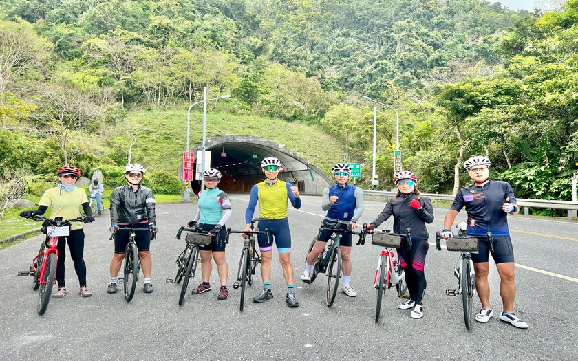 CyclingTaiwan,CyclingAdventure,單車看見台灣,台灣旅遊,單車騎行台灣,專案團,花東四小橫,山海戀單車,玉長公路,三仙台,石雨傘,卡片教堂,玉富自行車道,兩大板塊交接處,舞鶴台地,北回歸線,瑞穗溫泉