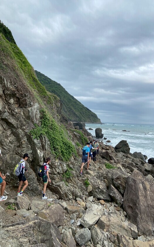 CyclingTaiwan,CyclingAdventure,單車看見台灣,台灣旅遊,海外車友騎台灣,觀音鼻山,南田礫灘,最美海岸步道,台九線420K,biketour,阿塱壹古道