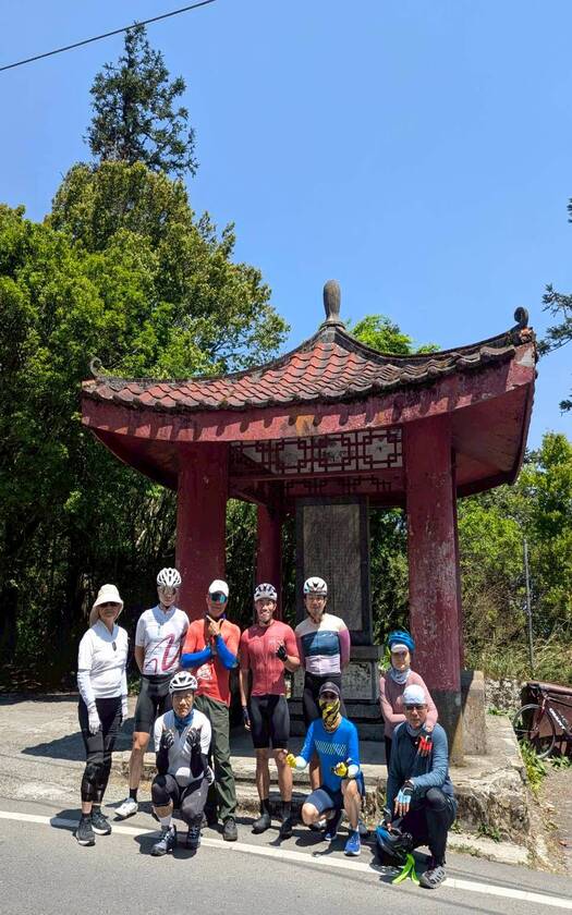 CyclingTaiwan,CyclingAdventure,單車看見台灣,台灣旅遊,海外車友騎台灣,脊梁山脈雙塔,剖地瓜,思源埡口,梨山賓館,中央山脈,單車人的浪漫,山路挑戰,海外車友騎台灣,山海戀單車,biketour
