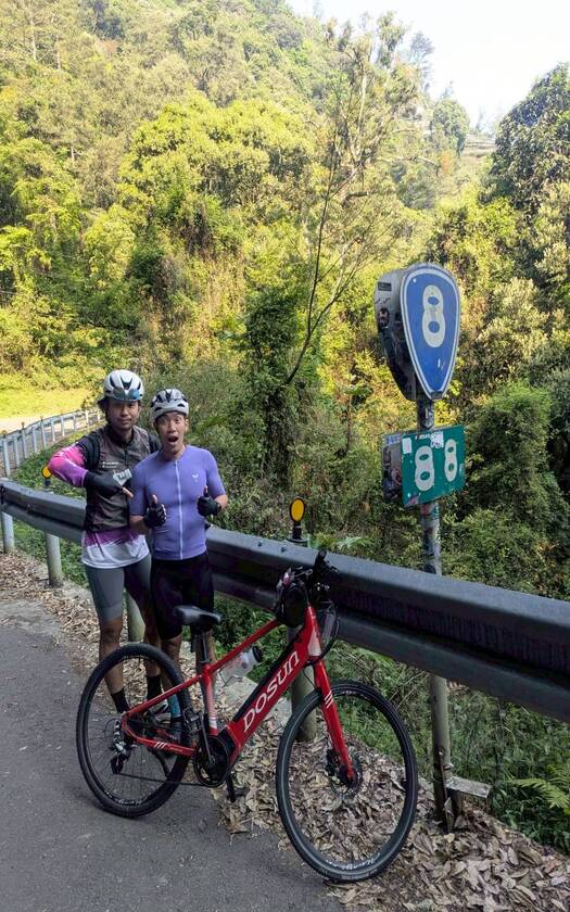 CyclingTaiwan,CyclingAdventure,單車看見台灣,台灣旅遊,海外車友騎台灣,脊梁山脈雙塔,剖地瓜,中橫公路,合歡山,武嶺,中央山脈,高山騎,霧社事件,海外車友騎台灣,山海戀單車,biketour