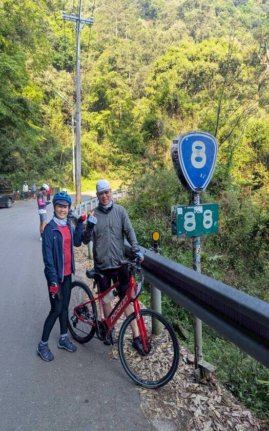 CyclingTaiwan,CyclingAdventure,單車看見台灣,台灣旅遊,海外車友騎台灣,脊梁山脈雙塔,剖地瓜,中橫公路,合歡山,武嶺,中央山脈,高山騎,霧社事件,海外車友騎台灣,山海戀單車,biketour