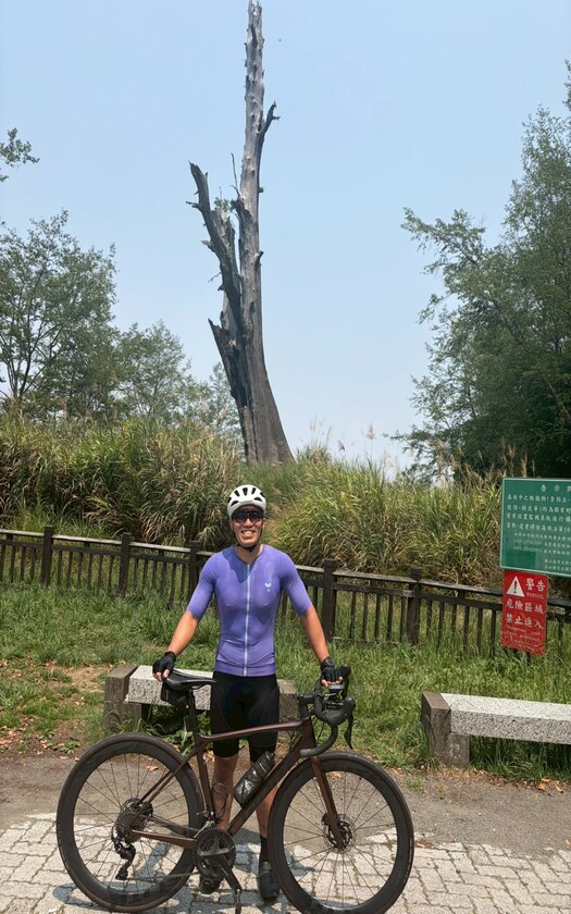 CyclingTaiwan,CyclingAdventure,單車看見台灣,台灣旅遊,海外車友騎台灣,脊梁山脈雙塔,剖地瓜,台21線,塔塔加,玉山群峰,夫妻樹,鹿林神木,特富野古道,阿里山公路,石桌