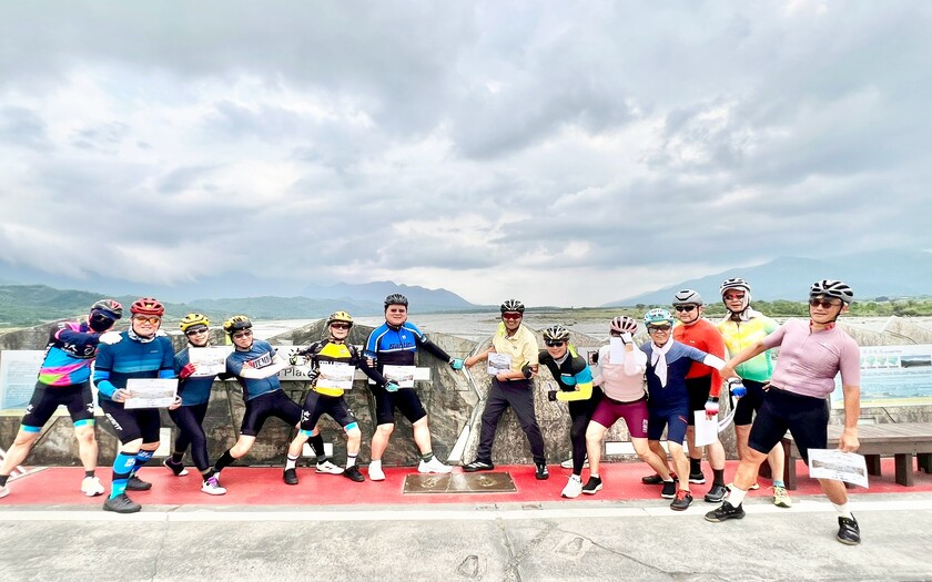 CyclingTaiwan,CyclingAdventure,單車看見台灣,台灣旅遊,專案團,大農大富平地森林園區,舞鶴台地,北回歸線,玉富自行車道,板塊交界,跨越台灣奇點,富里稻草藝術,池上大坡池,伯朗大道,金城武樹