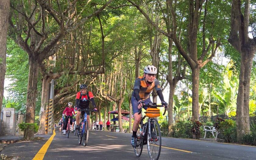 CyclingTaiwan,CyclingAdventure,單車看見台灣,台灣旅遊,脊梁山脈雙塔,剖地瓜,專案團,高樹國小,鍾理和故居,萬金聖母聖殿,泰武部落,泗林綠色隧道