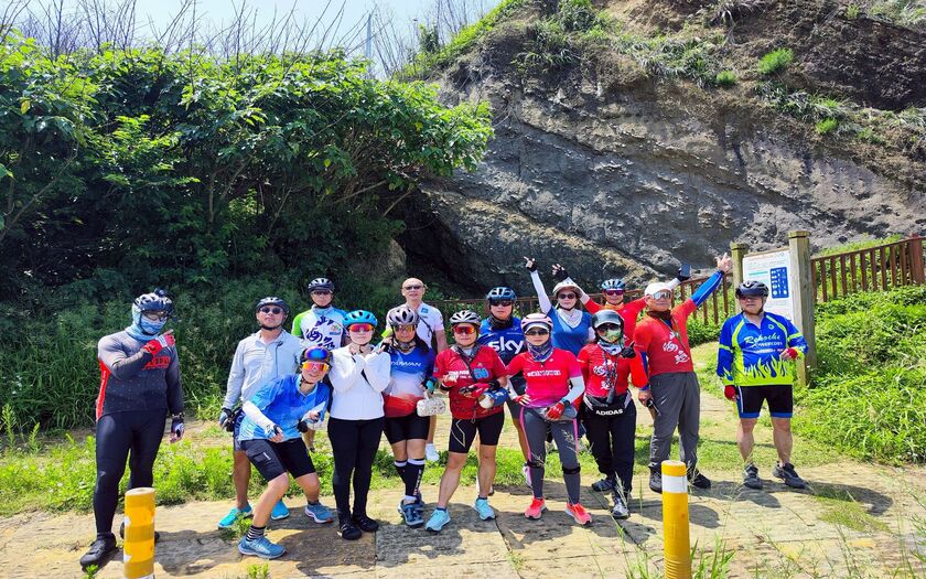 CyclingTaiwan,CyclingAdventure,單車看見台灣,台灣旅遊,單車環島,海外車友騎台灣,台61線,南港賞鳥區,17公里海岸線,大山車站,西湖溪自行車鐵橋,貝化石層,白沙屯,新埔車站,通霄,鹿港,鹿港阿南師