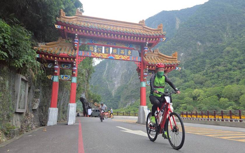 CyclingTaiwan,CyclingAdventure,單車看見台灣,台灣旅遊,東海岸深度探騎,專案團,海外車友騎台灣,嶺頂沙丘,南濱太平洋公園,七星潭,新城天主堂,太魯閣,東西橫貫公路,太魯閣車站