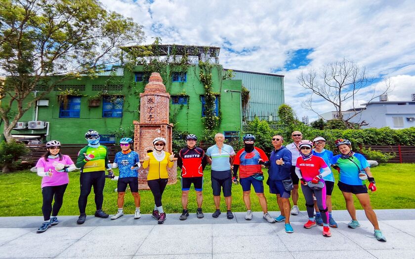 CyclingTaiwan,CyclingAdventure,單車看見台灣,台灣旅遊,單車環島,海外車友騎台灣,舞鶴北回歸線公園,北回歸線,蜜香紅茶,光復糖廠,花蓮觀光糖廠,校長夢工場,鳳林,三粒冰品,壽豐,花蓮騎旅,花東縱谷,台灣環島之旅
