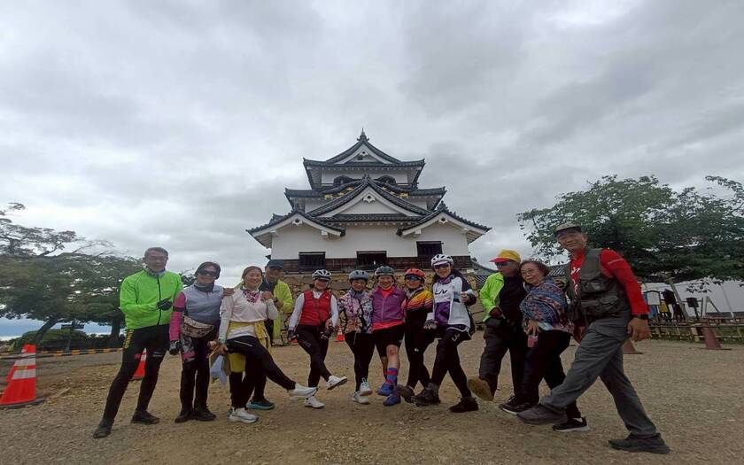 CyclingTaiwan,CyclingAdventure,單車看見世界,日本琵琶湖單車夢幻之旅,琵琶湖騎行,Biwaichi,琵琶湖自行車聖地碑,湖岸綠地公園,近江八幡,LaCollina,彥根城,日本國寶五城,日本單車旅行,海外單車旅行
