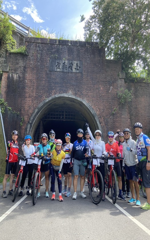 CyclingTaiwan,CyclingAdventure,單車看見台灣,台灣旅遊,單車環島,海外車友騎台灣,蘭陽博物館,舊草嶺隧道,福隆車站,雙溪荷花園,平溪老街,菁桐天燈館,淡蘭吊橋,台灣環島之旅