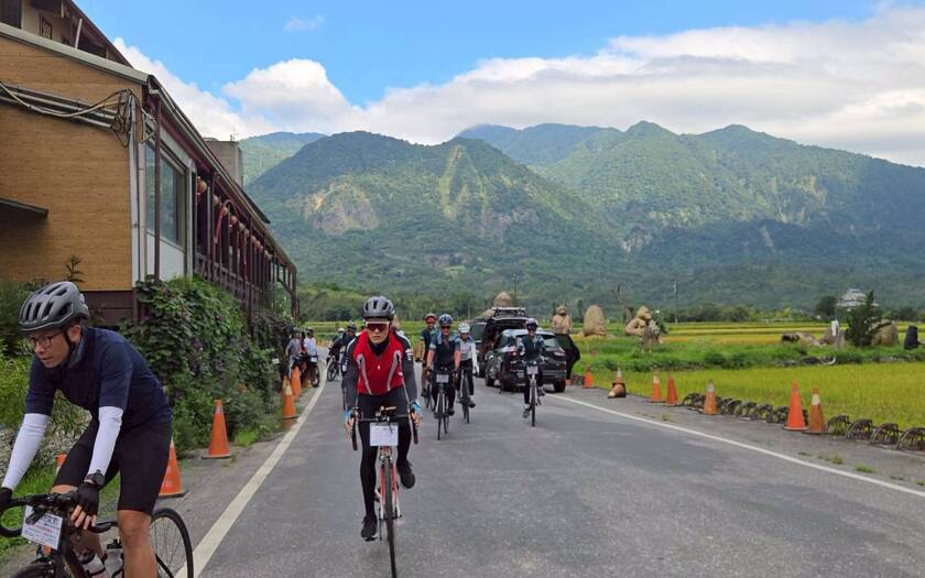 CyclingTaiwan,CyclingAdventure,單車看見台灣,台灣旅遊,biketour,專案團,經典單車環島,Moxa,四零四科技,Moxa單車環島,太麻里安通,千禧曙光紀念園區,日昇之鄉,華源海灣,知本卡大地布部落,斯卡羅,十股綠色隧道,脫線牧場,瑞源車站,關山米國學校,割稻大碗公飯,富里稻草藝術景觀區,安通溫泉,花東縱谷