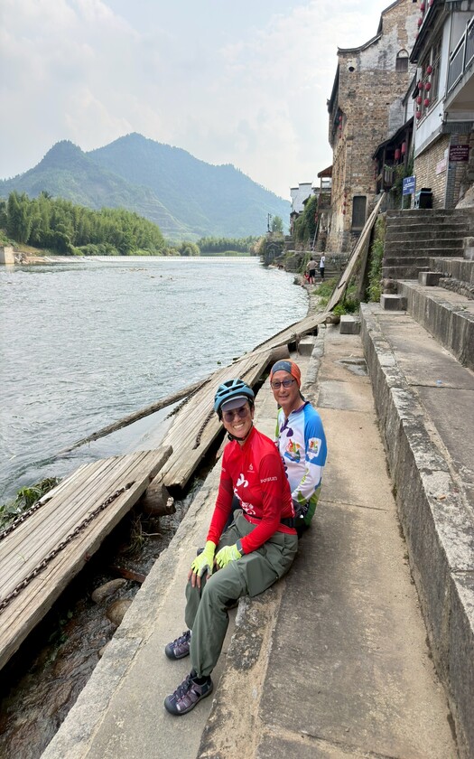 CyclingTaiwan,CyclingAdventure,單車看見世界,大陸旅遊,biketour,單車自由行,杭韻浙西,水墨江南單車自由行,臨安旅行,青山湖水上森林,池杉,落羽杉,皮划艇,昌化刀切麵,非遺美食,柳溪江,昌文線,淳北山水綠道,河橋古鎮,徽派老街,湍口溫泉,單車旅行,中國單車旅行