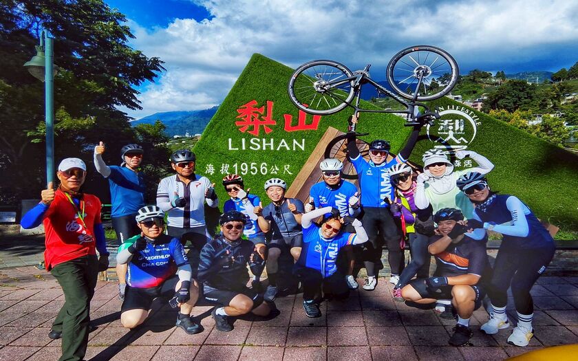 CyclingTaiwan,CyclingAdventure,單車看見台灣,台灣旅遊,biketour,北進武嶺,武嶺挑戰,台7甲線,南山,南山補給,思源埡口,陵后宮,廟口野餐,環山部落,張雨生之家,我的未來不是夢,梨山,梨山賓館,梨山1956秘密花園,山岳騎旅,台灣山路騎行,單車旅行