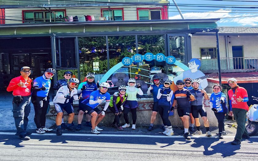CyclingTaiwan,CyclingAdventure,單車看見台灣,台灣旅遊,biketour,北進武嶺,武嶺挑戰,台7甲線,南山,南山補給,思源埡口,陵后宮,廟口野餐,環山部落,張雨生之家,我的未來不是夢,梨山,梨山賓館,梨山1956秘密花園,山岳騎旅,台灣山路騎行,單車旅行